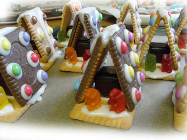 Martina`s Bastelstube: Knusperhäuschen