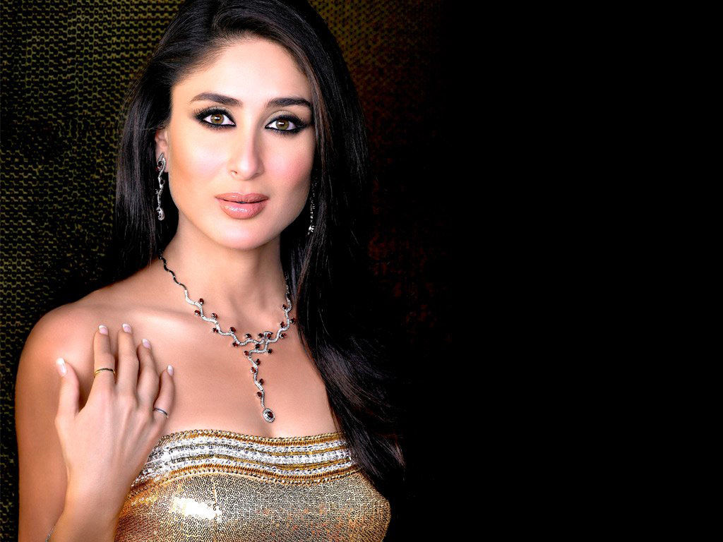 Bollywood Actress Kareena Kapoor Photo Album: Hot Bollywood Actress