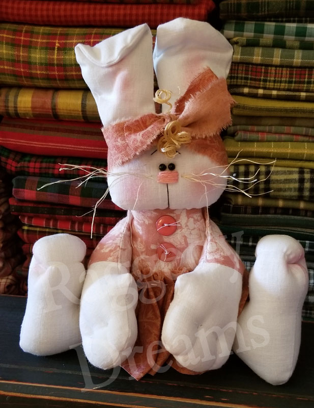 Raggedy Dreams 2 Cute Shelf Sitter Bunnies