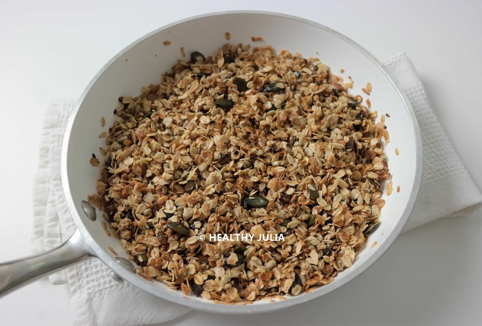 GRANOLA EXPRESS À LA POÊLE Healthy Julia