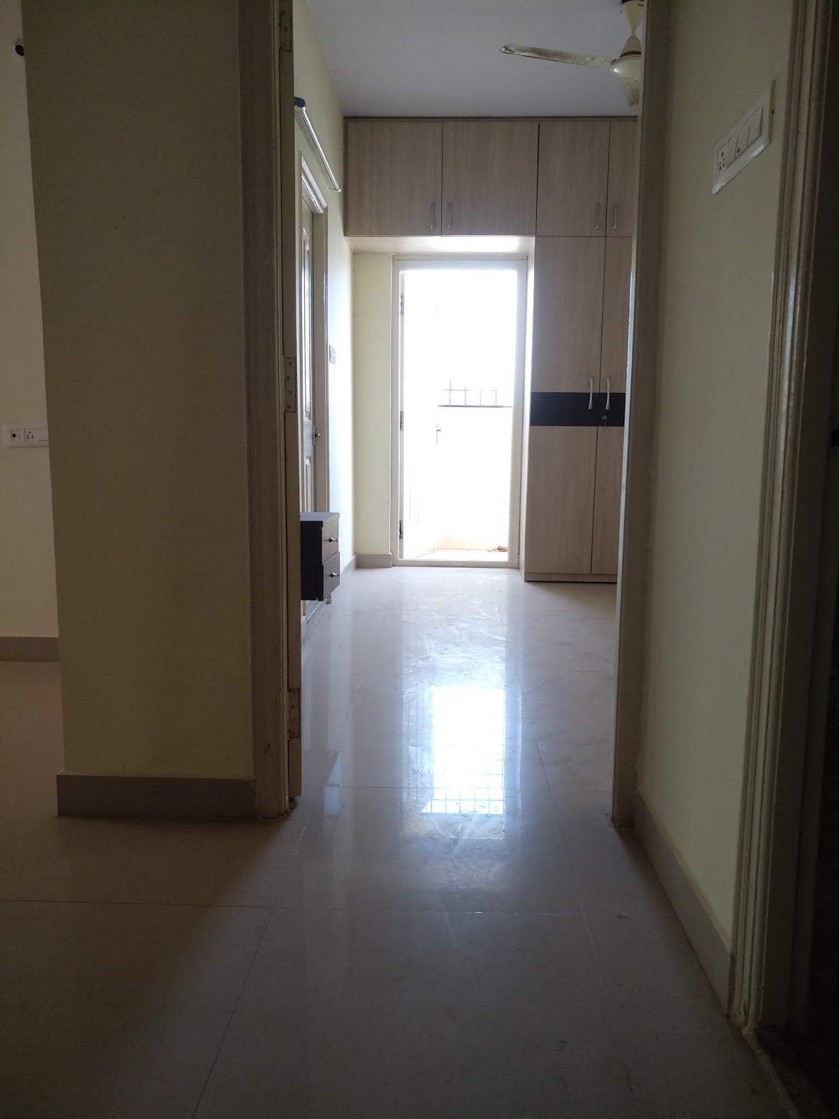 PURVI PRIDE WHITEFIELD IMMADIHALLI BUS STOP (1.5 Kms from white