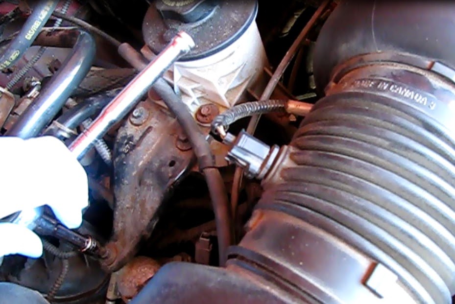The Original Mechanic: How to replace the spark plugs on a 5.4L 2000