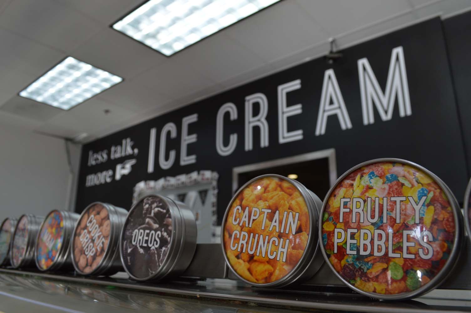 WE TRIED THE NEW CHOCOLATE MILKY BUN AFTERS ICE CREAM FOUNTAIN VALLEY