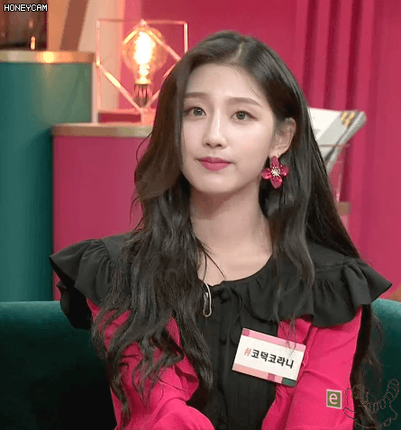 러블리즈 정예인 카드 전소민 그리고 허벅지