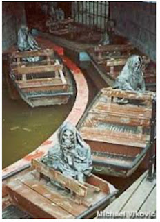 Boatmen of the dungeon mote. (image)