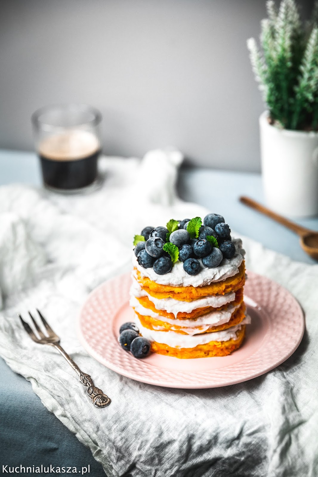 Marchewkowe pancakes z kremem kokosowym Kuchnia Łukasza