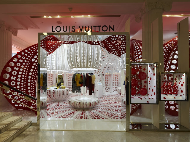 The Style Examiner: Yayoi Kusama for Louis Vuitton at Selfridges