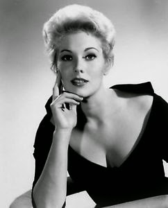 -OBITUARIO- - Página 37 Kim-novak