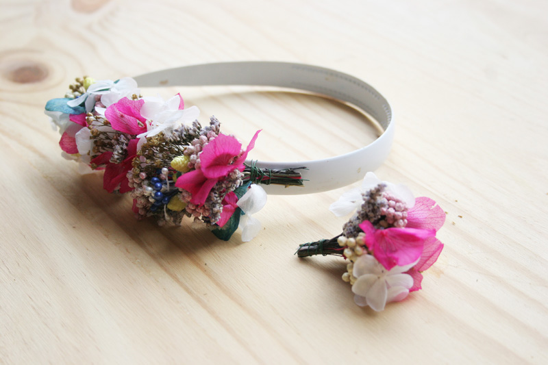 DEF Deco - Decorar en familia: Diy diadema de flores preservadas y secas7