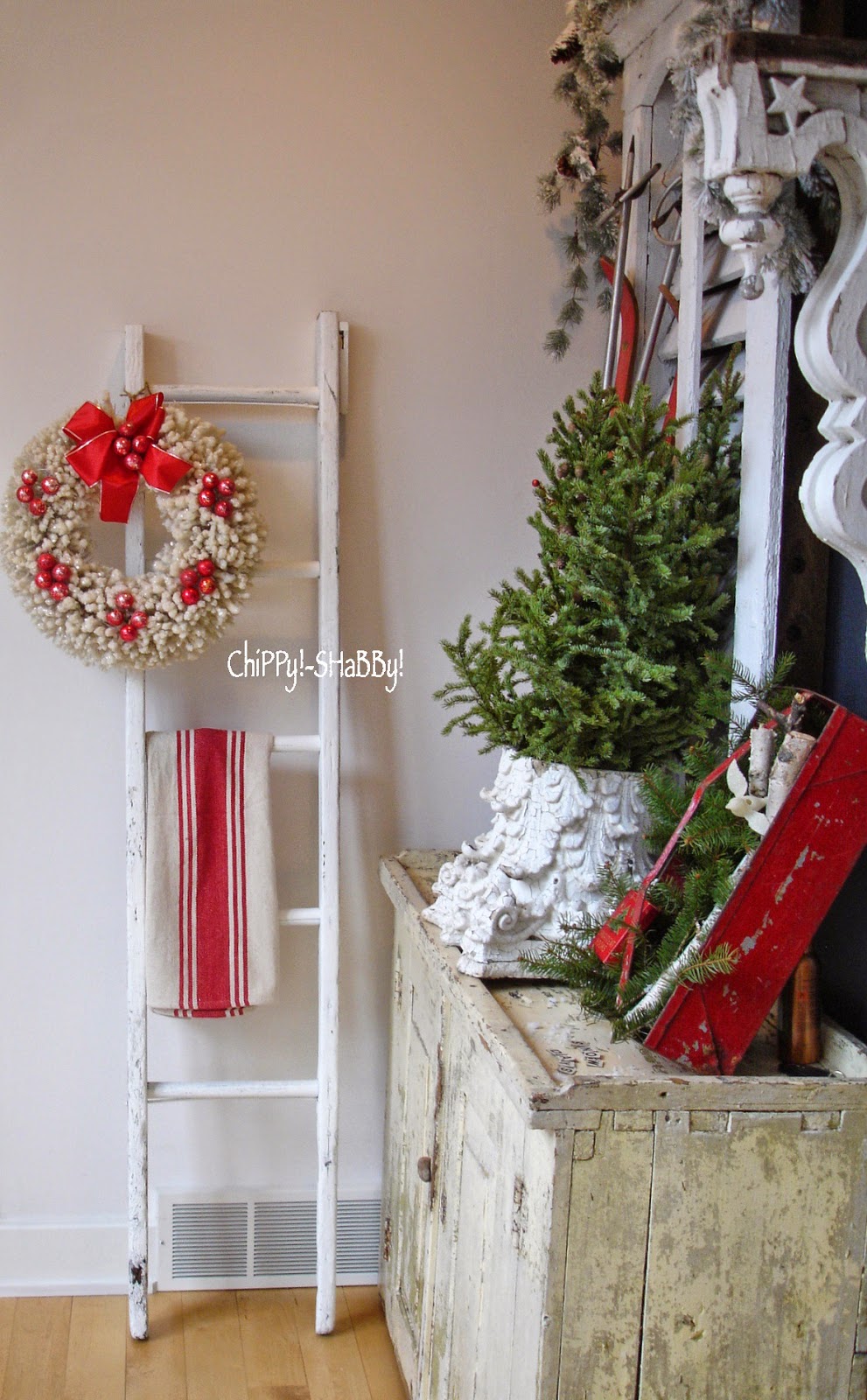 ChiPPy! - SHaBBy!: SHaBBy-Painted ViNtaGe Ladder ~ Just PerFeCt for my ...