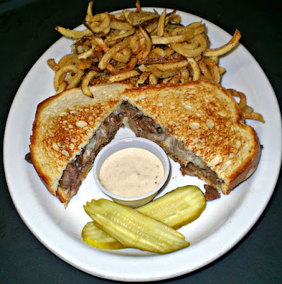 Wobbly Boots Roadhouse, Lake of the Ozarks, Gourmet Sandwiches, 