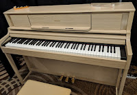 Roland LX706 hybrid digital piano