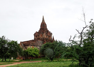 Bagan en moto I - Myanmar 2015. Un país y miles de templos (6)