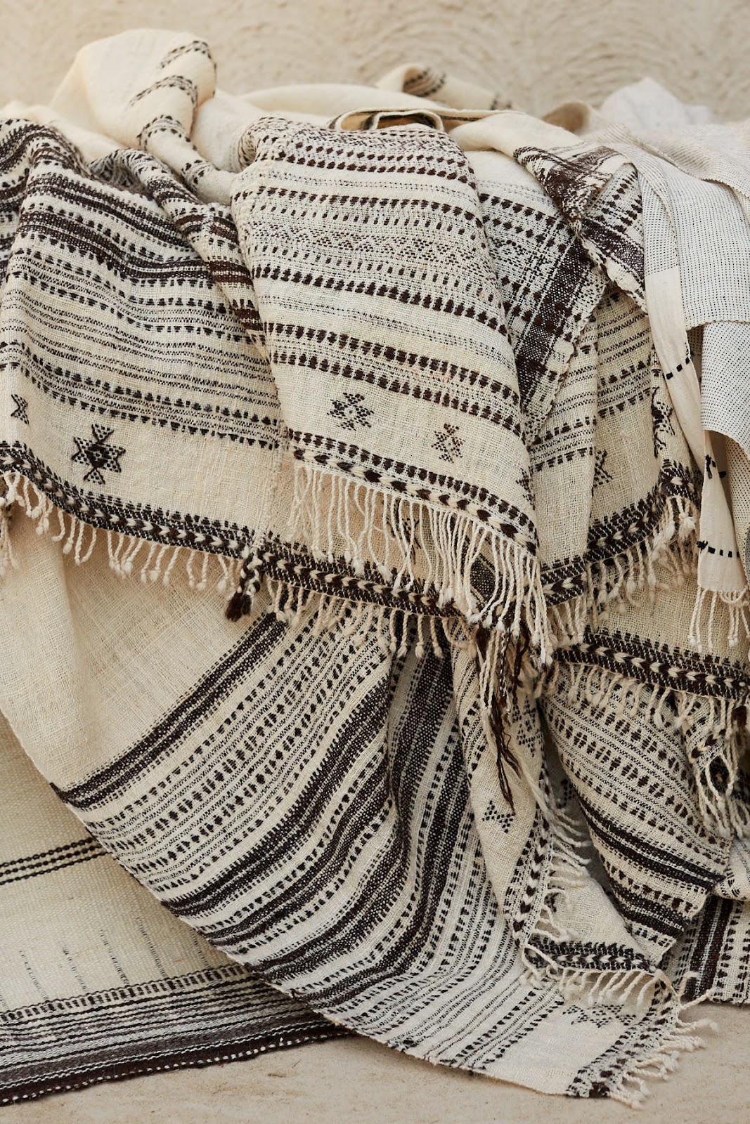 The Caravan Blanket the MAIWA BLOG