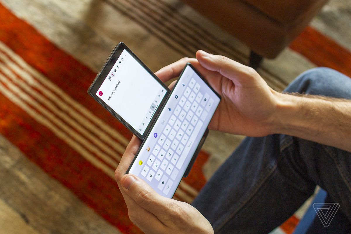 Lg Wing Smartphone Dengan Desain Layar Unik Teknoreview