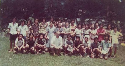 FOTO ALUMNI KELAS 3 SMP TIMONONG NYARUMKOP SINGKAWANG ANGKATAN TAHUN 1979 / 1980