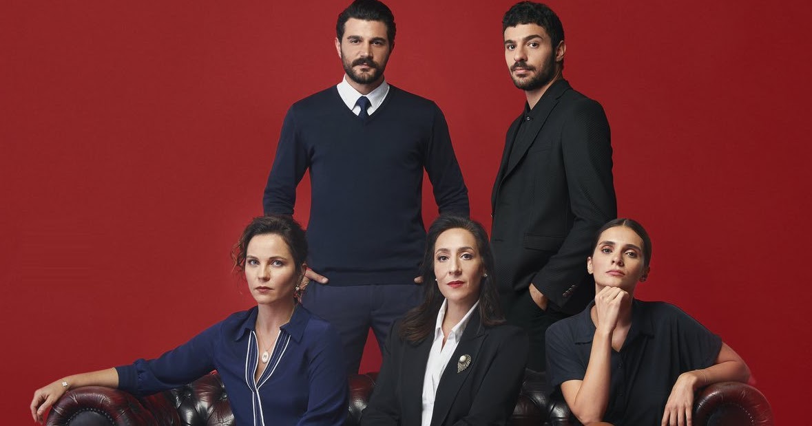 مسلسل الغرفة الحمراء الحلقة 10 مترجمة للعربية