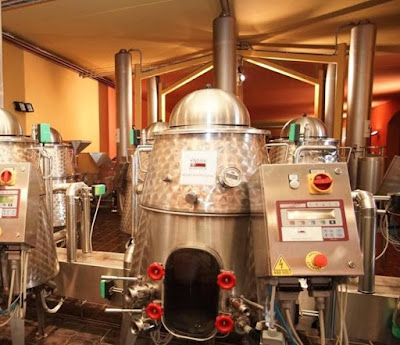 robot che fa il vino genesis