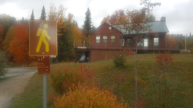 Centre de Services (Secteur de l'Observatoire) Centre de Services (Secteur de l'Observatoire)