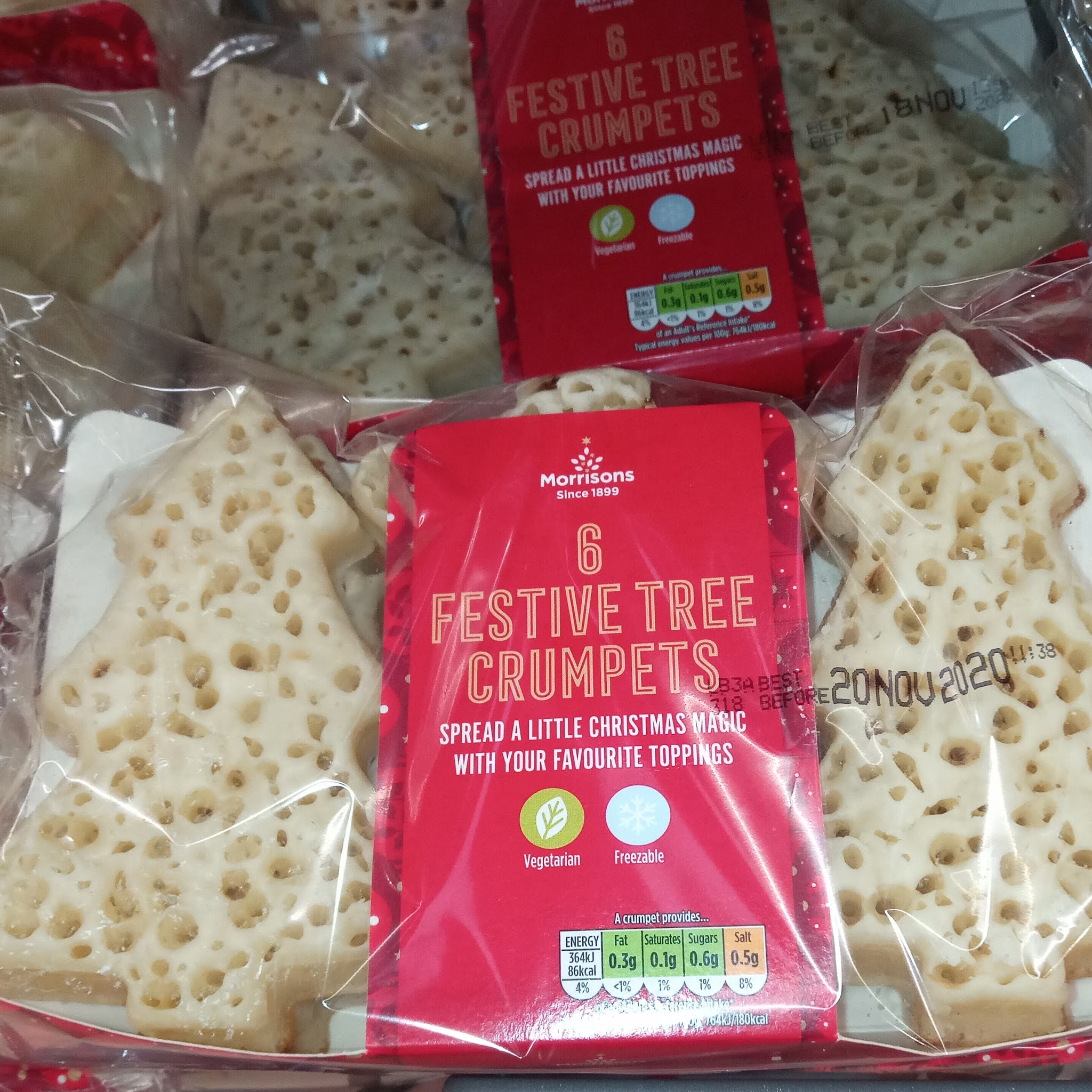 Supersupergirl's Food Reviews Morrisons Festive Tree Crumpets
