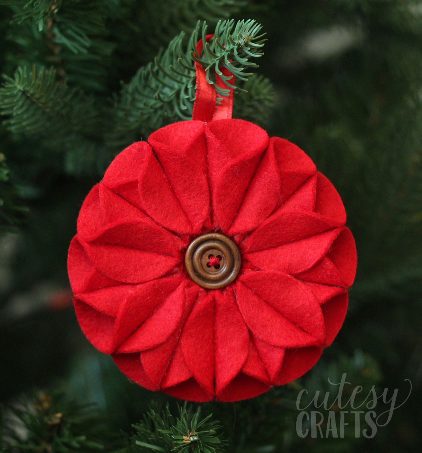 Download Free Making 3d Paper Christmas Ornaments With Cricut Free Svgs PSD Mockup Template