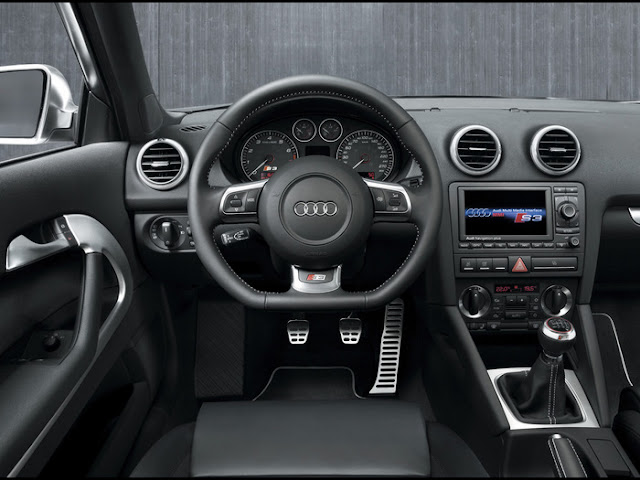 Novo Audi S3 2011 - interior / painel