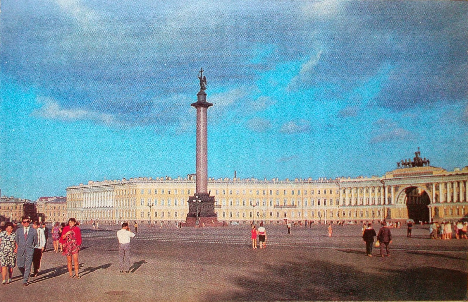 ленинград на дворцовой площади. ленинград на дворцовой площади. ленинград на дворцовой площади. ленинград на дворцовой площади. ленинград дворцовая площадь.