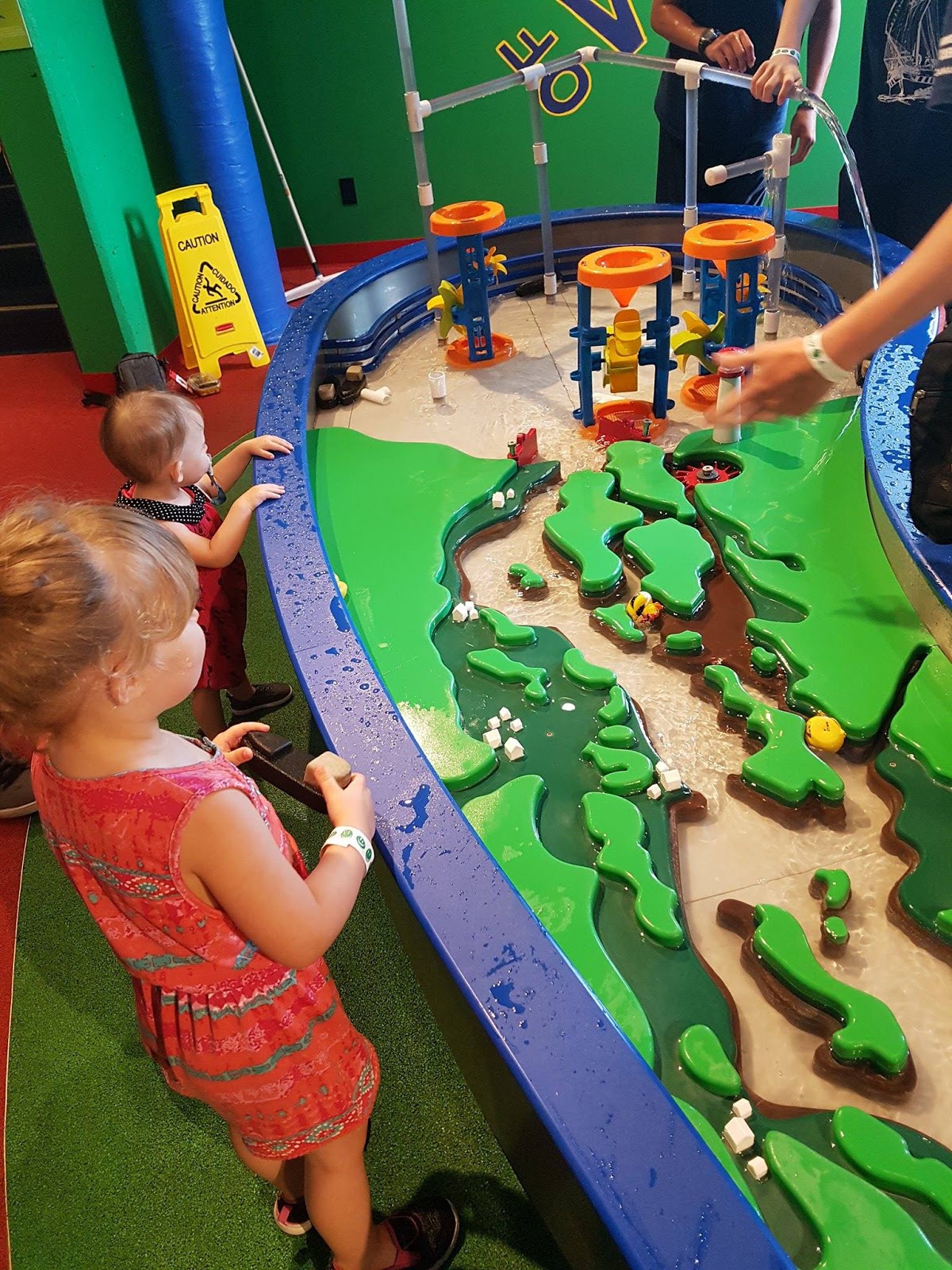 Things To Do with the Kids in Ottawa Brockville Aquatarium Review Things To Do with the Kids in Ottawa Brockville Aquatarium Review