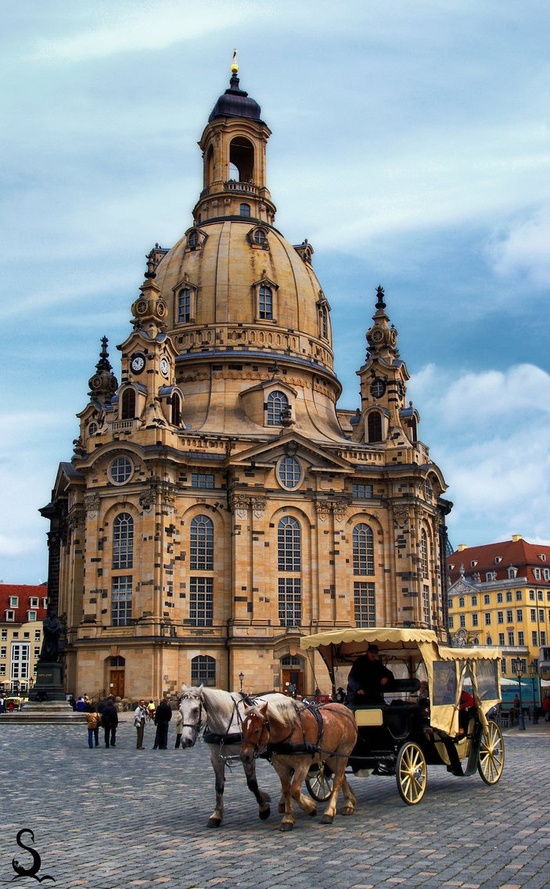 Dresden is the capital city of the Free State of Saxony in Germany.