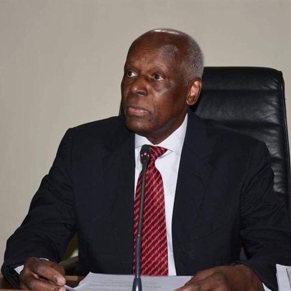 José Eduardo dos Santos se pronuncia sobre a morte de Kundi Paihama: “Não há nada capaz de reparar uma perda como esta”