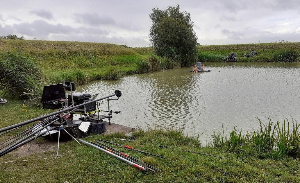 commercial-matchman-i-get-bad-wind-six-island-decoy