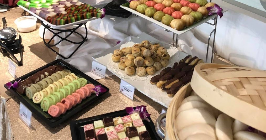 How much budget should you allocate for a buffet catering?