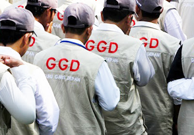 Hasil gambar untuk GURU GARIS DEPAN