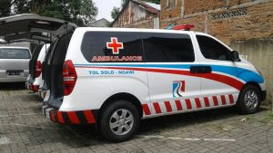 Modifikasi Mobil Ambulance