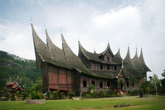 Tempat Wisata Di Minangkabau