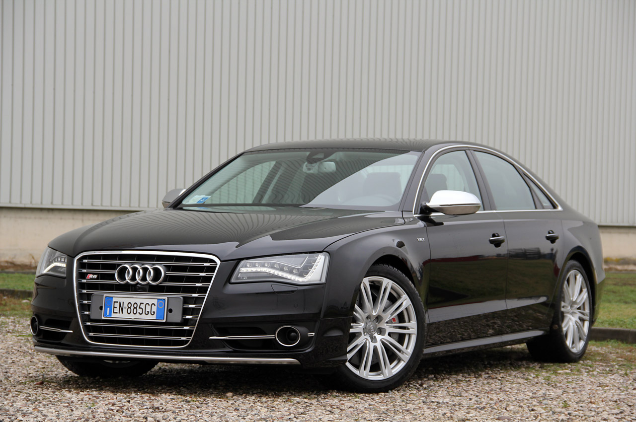 2014 Audi S8