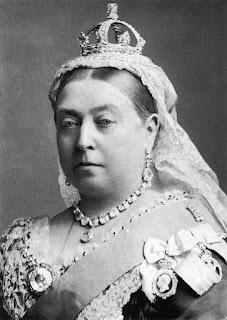 Queen Victoria Costume :: 101 MORE Halloween Costumes for Women