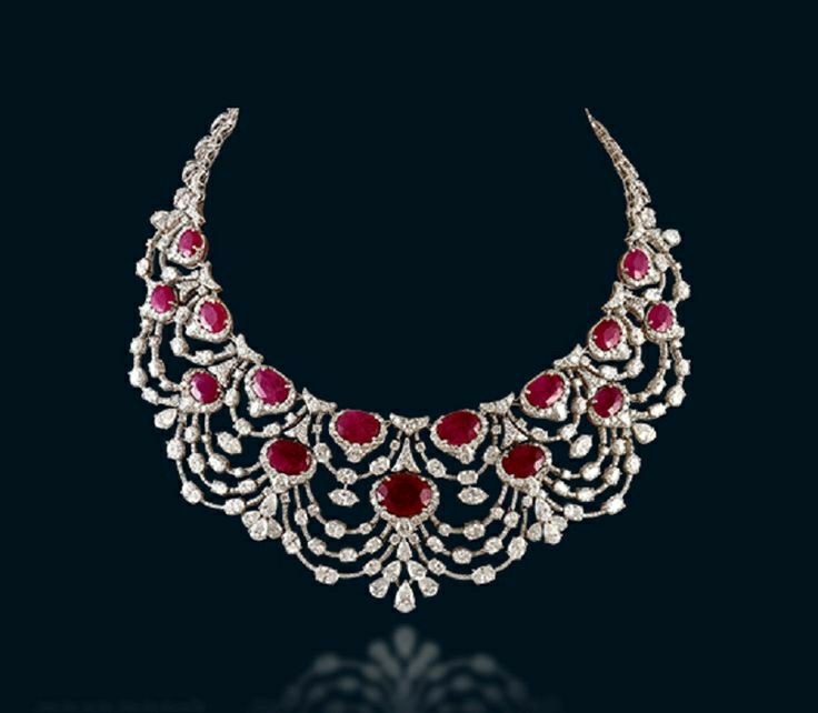Diamond necklace with gemstone