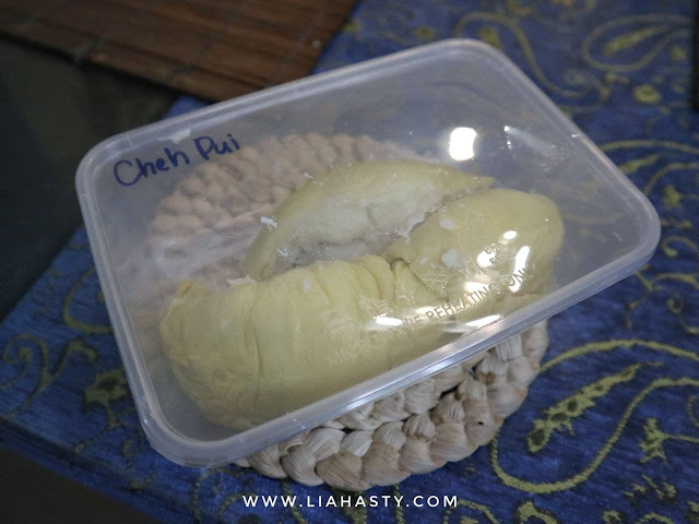 Jom beli & makan durian di Balik Pulau Duri Durian