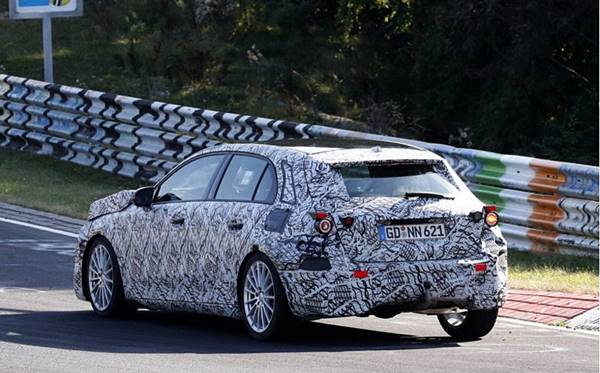 2018 Mercedes-Benz A-Class Compact Hatchback Four-Door Review 2018 Mercedes-Benz A-Class Compact Hatchback Four-Door Review