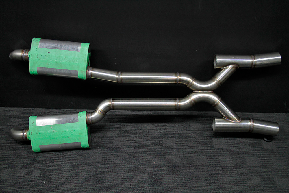 Beck Kustoms Aaron Beck Exhaust welding