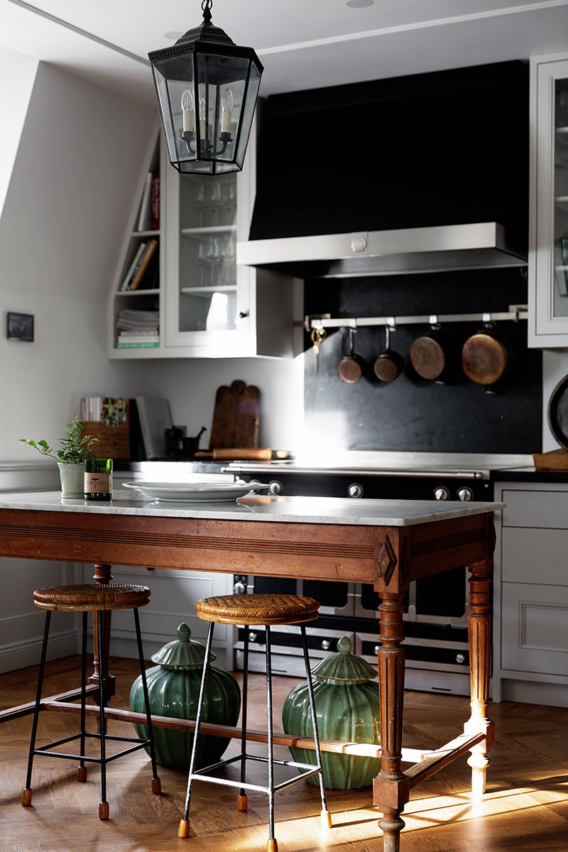    ogromnaya-kvartira-v