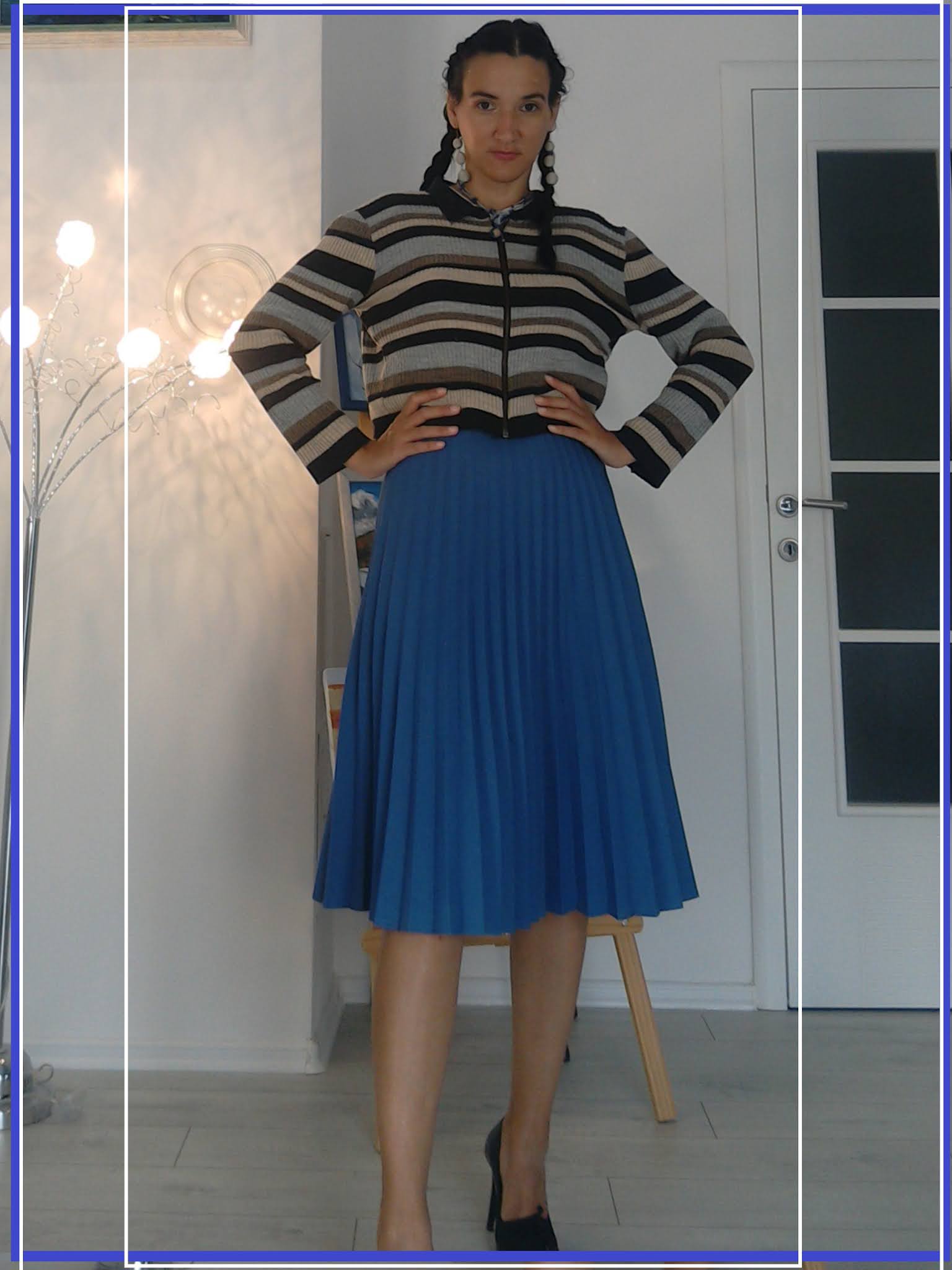 TEN WAYS TO STYLE A BLUE PLEATED SKIRT