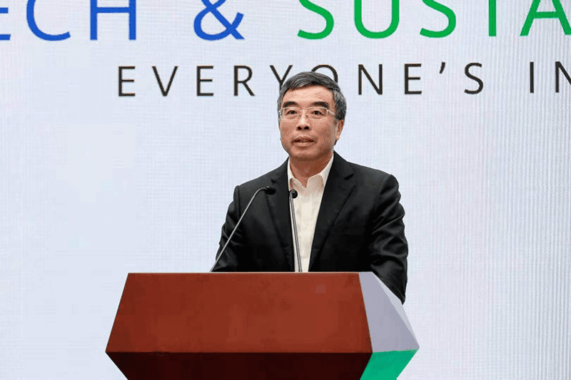 Huawei Chairman Liang Hua