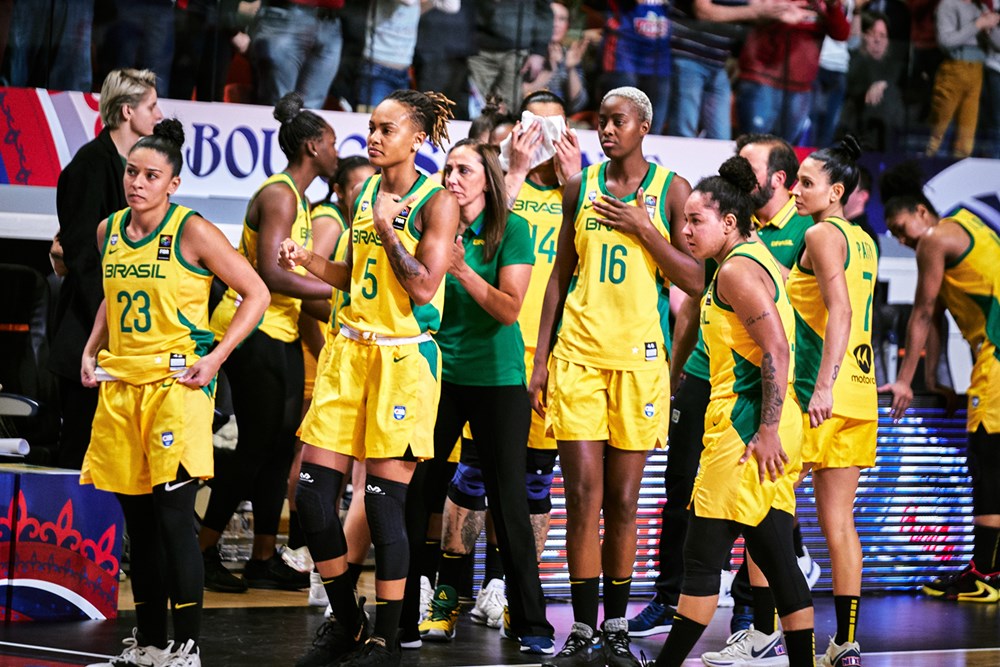 Basquetebol feminino: breve histórico e tendências atuais