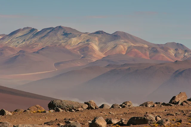 Montanhas do deserto de Atacama no Chile