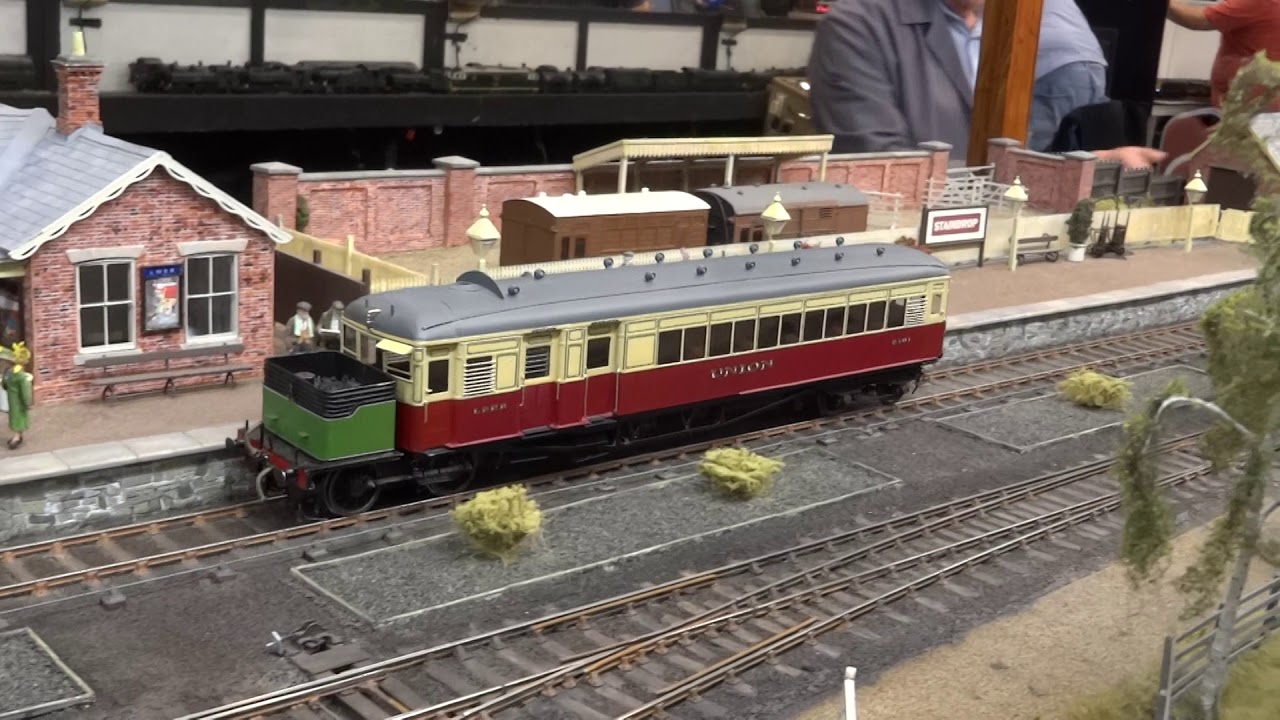 GEOFF TYLER RAILWAY MODELLER HAYWARDS HEATH MODEL RAILWAY EXHIBITION