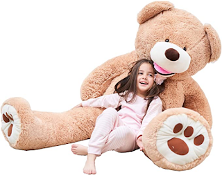 hinks of mind teddy ware items mainly refer to toys, teddy ware is used not only by children, but also by older people, especially girls of puberty and puberty, they like teddy ware very much
