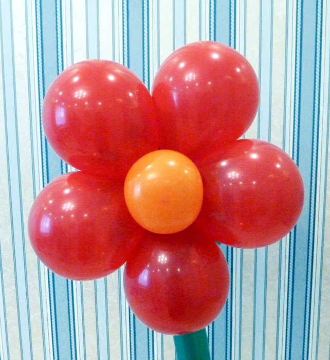 Цветок из 5 шаров