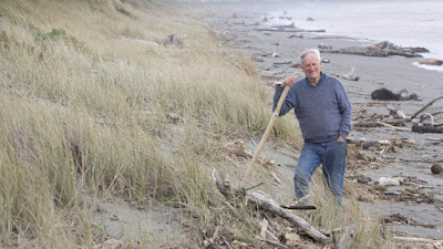 Stuff - Nine years ago, Kāpiti Coast residents drew a line in the sand. Now the council is trying again to draw hazard lines of its own